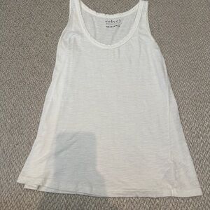 Velvet by Graham & Spencer White Sleeveless Tank Top